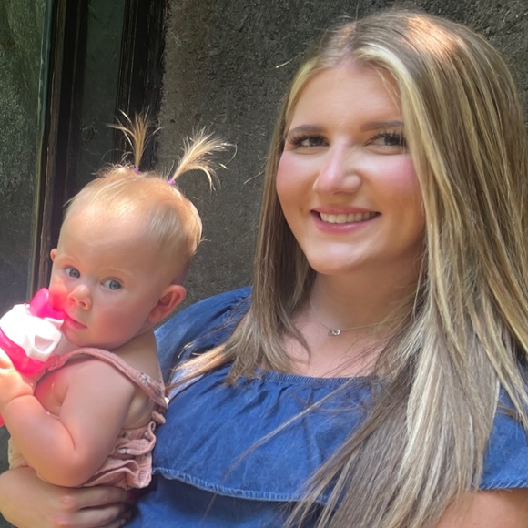 Meet your Posher, Bailey - Picture 1 of 1